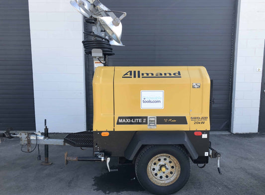 2013 & 2015 Allmand 20 kW Light Towers