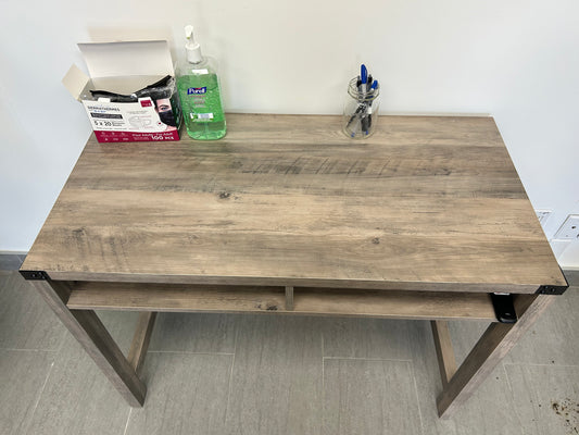 DESK-RUSTIC OAK